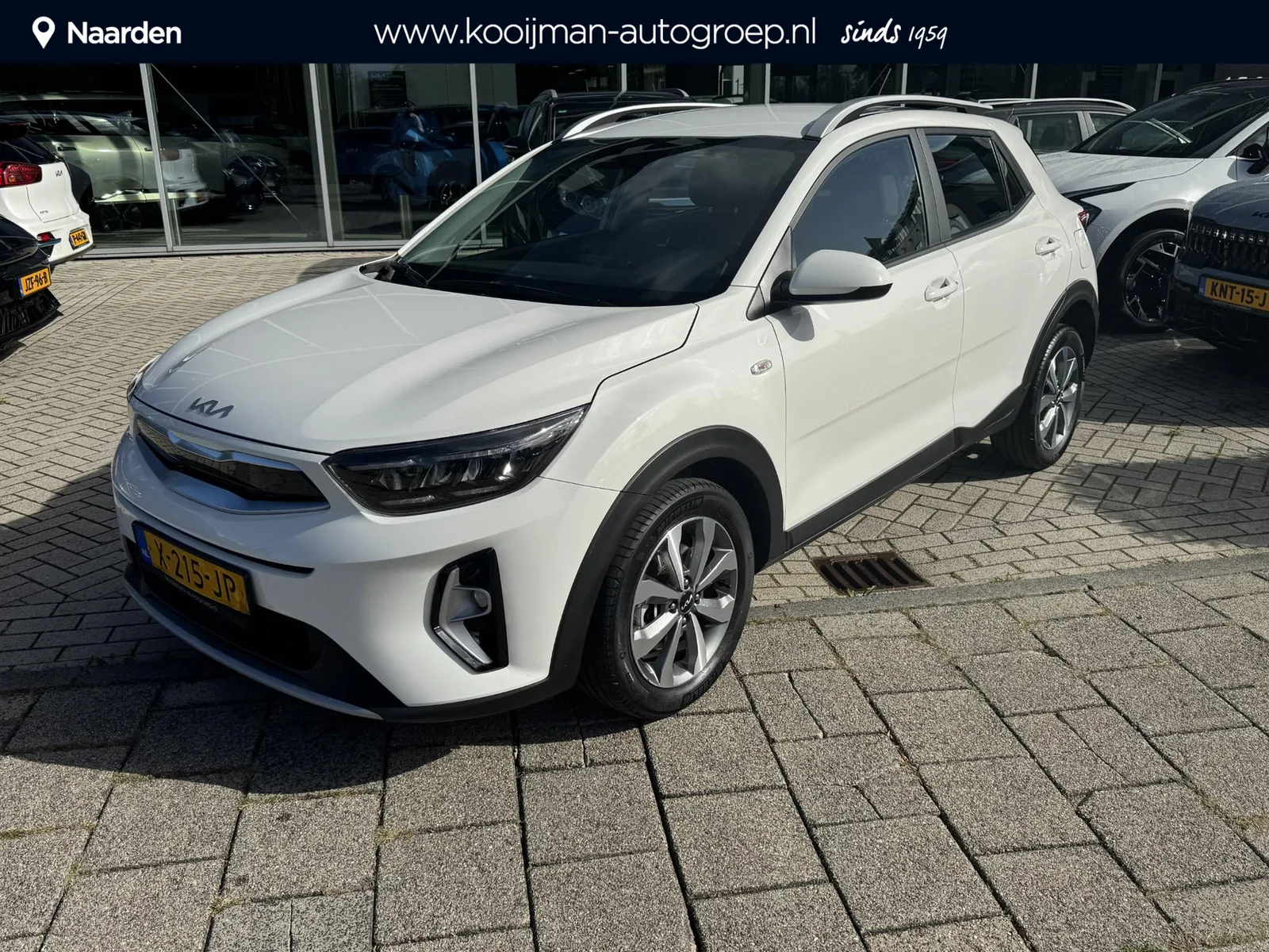 Kia Stonic (2023) — foto 1