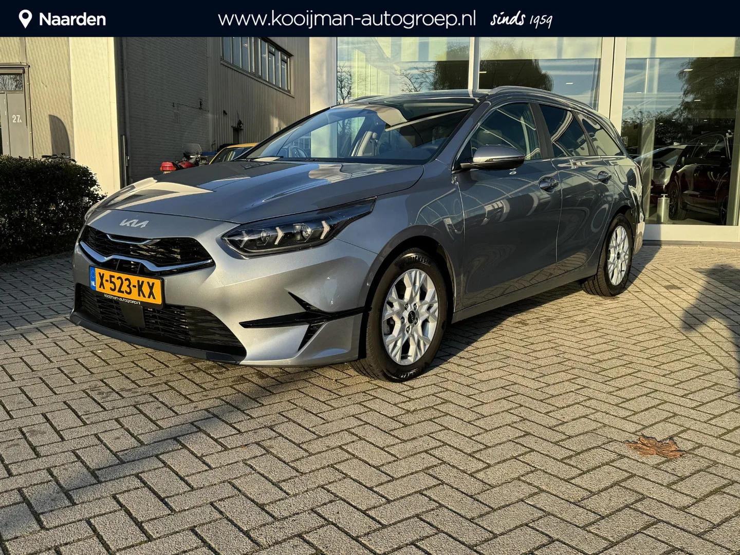 Kia Ceed Sportswagon (2023) — foto 1