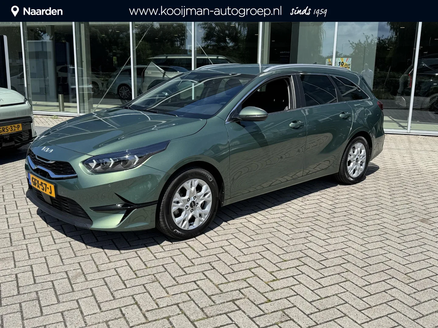 Kia Ceed Sportswagon (2024) — foto 1