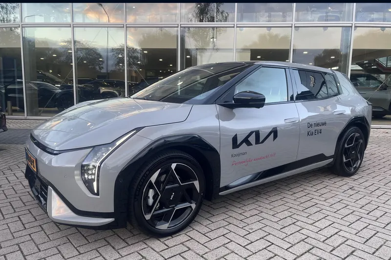 Kia EV4 (2025)