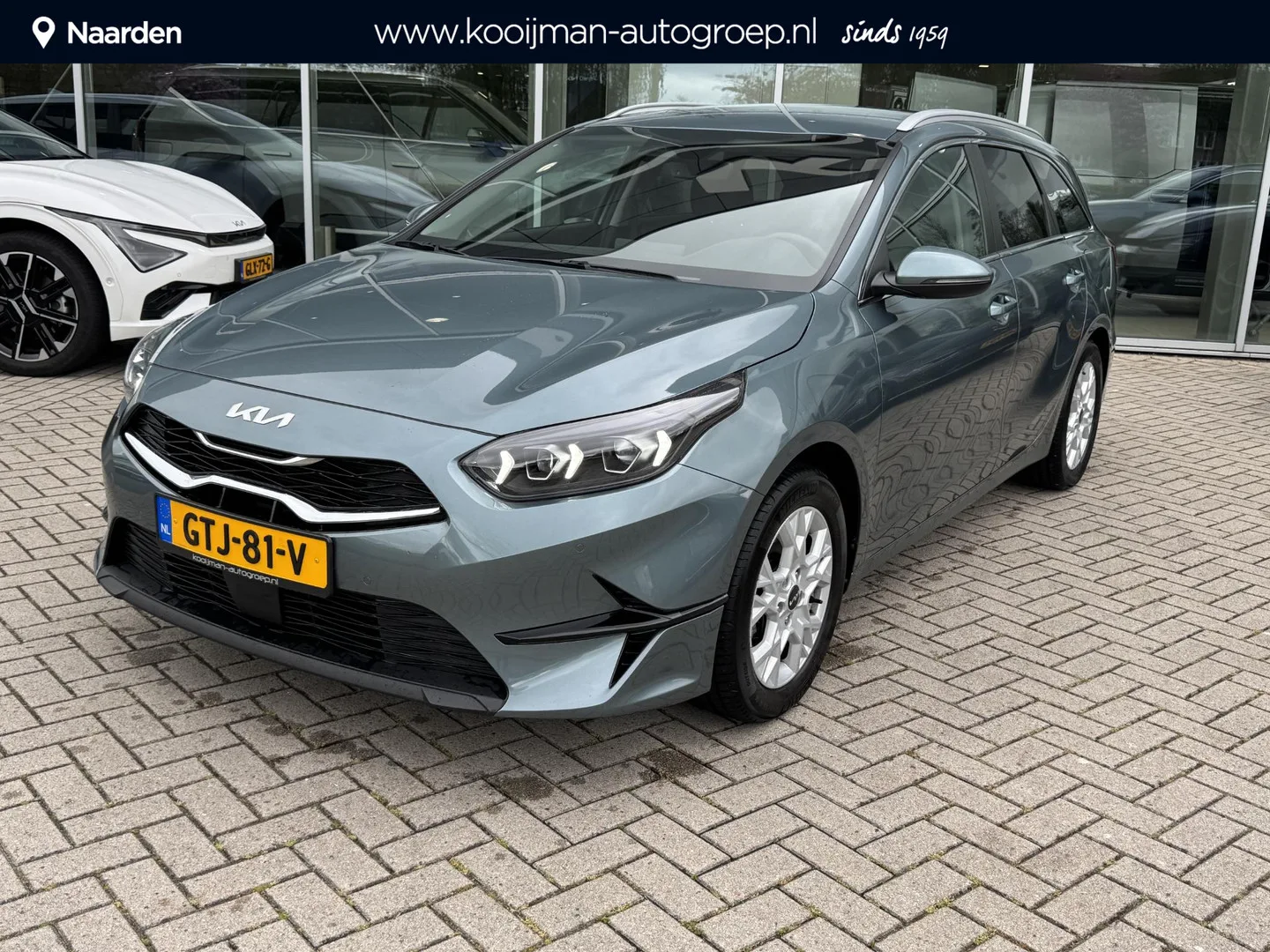 Kia Ceed Sportswagon (2024) — foto 1