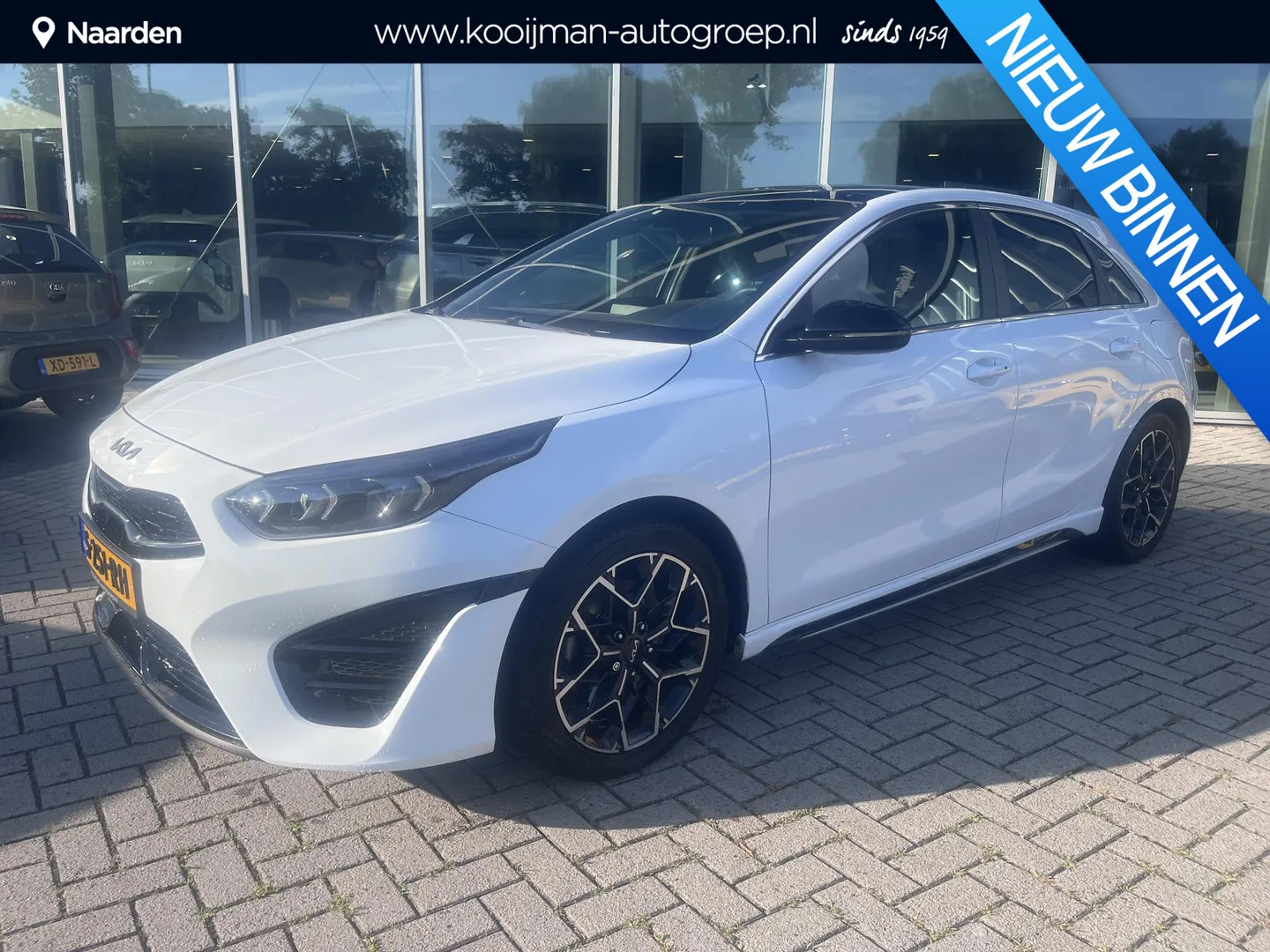 Kia Ceed (2023) — foto 1