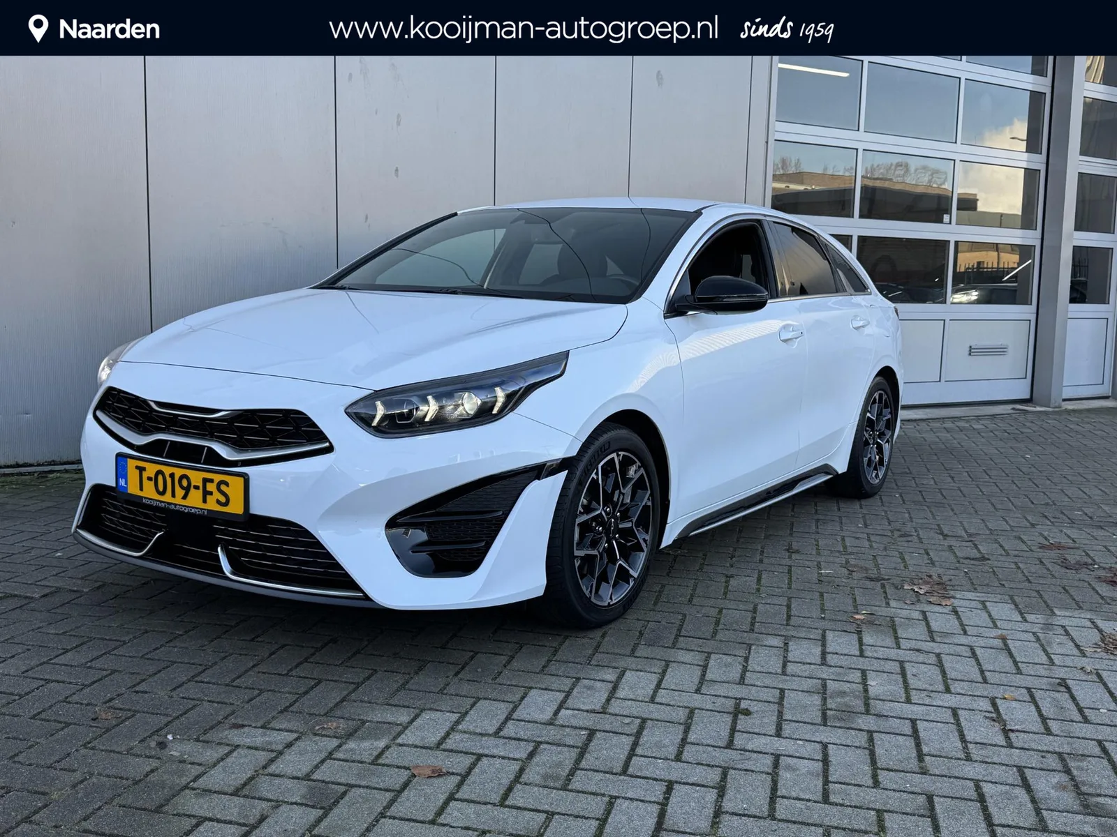 Kia ProCeed (2023) — foto 1
