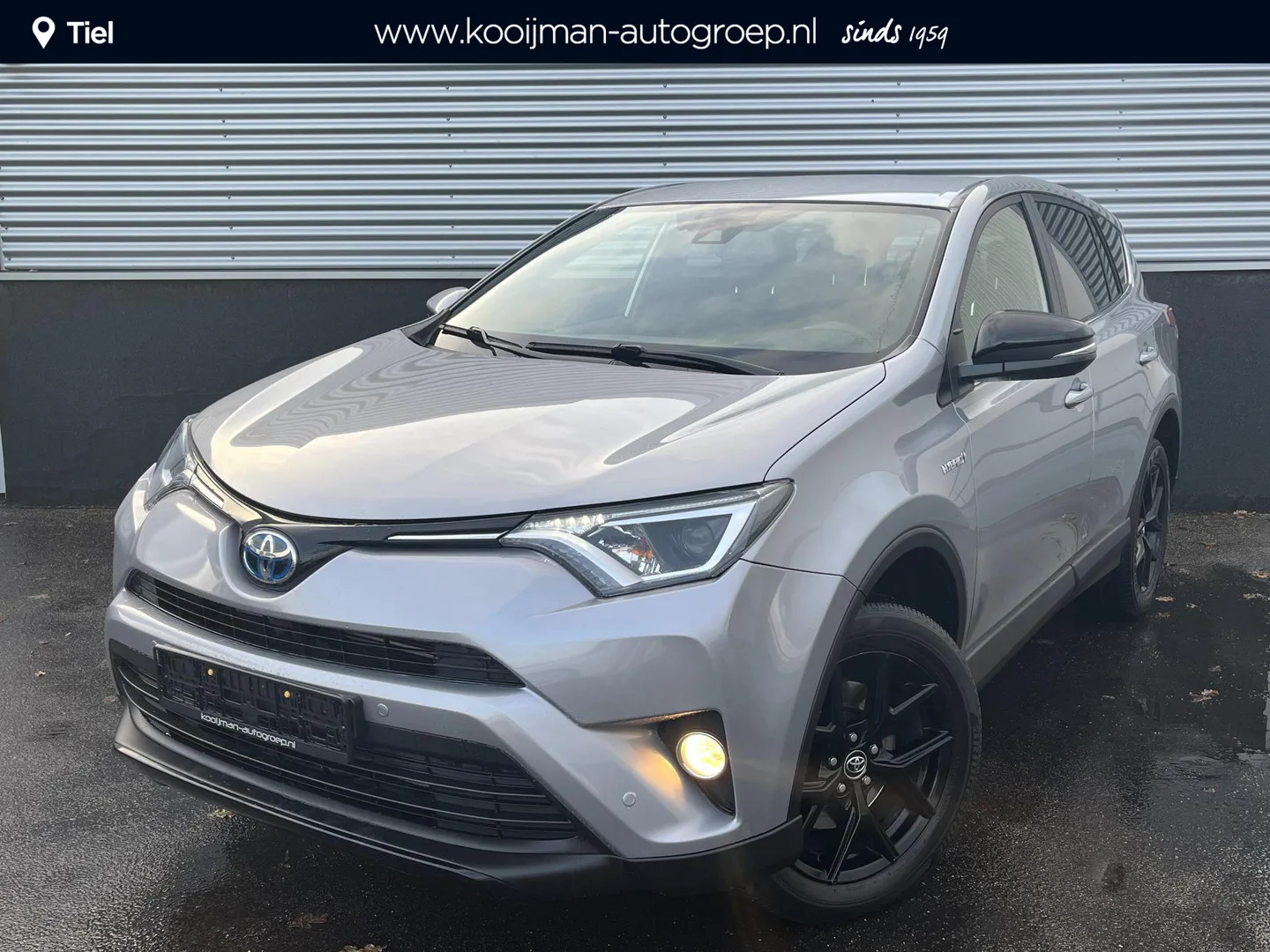 Toyota RAV4 (2018) — foto 1