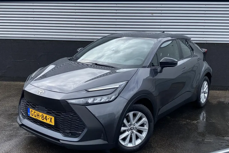 Toyota C-HR (2024)