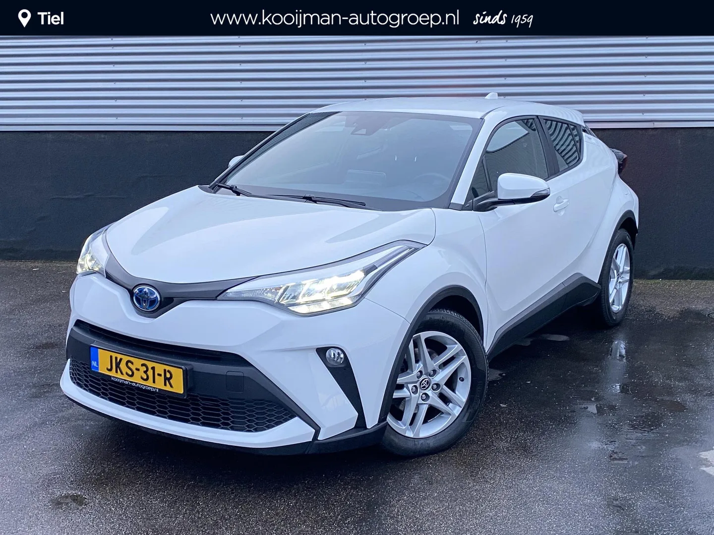 Toyota C-HR (2023) — foto 1