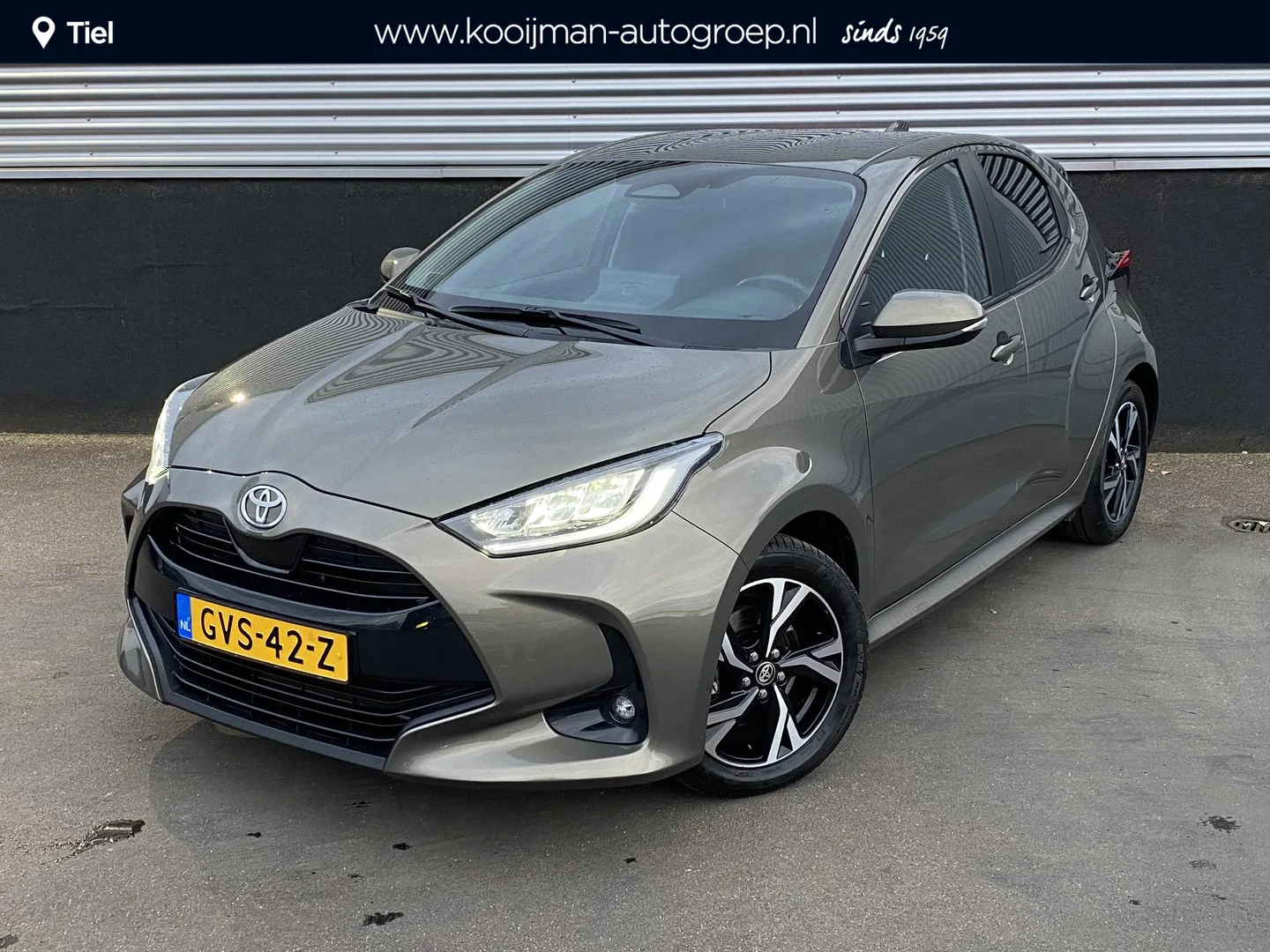 Toyota Yaris (2024) — foto 1