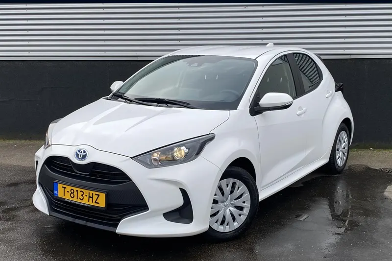 Toyota Yaris (2023)