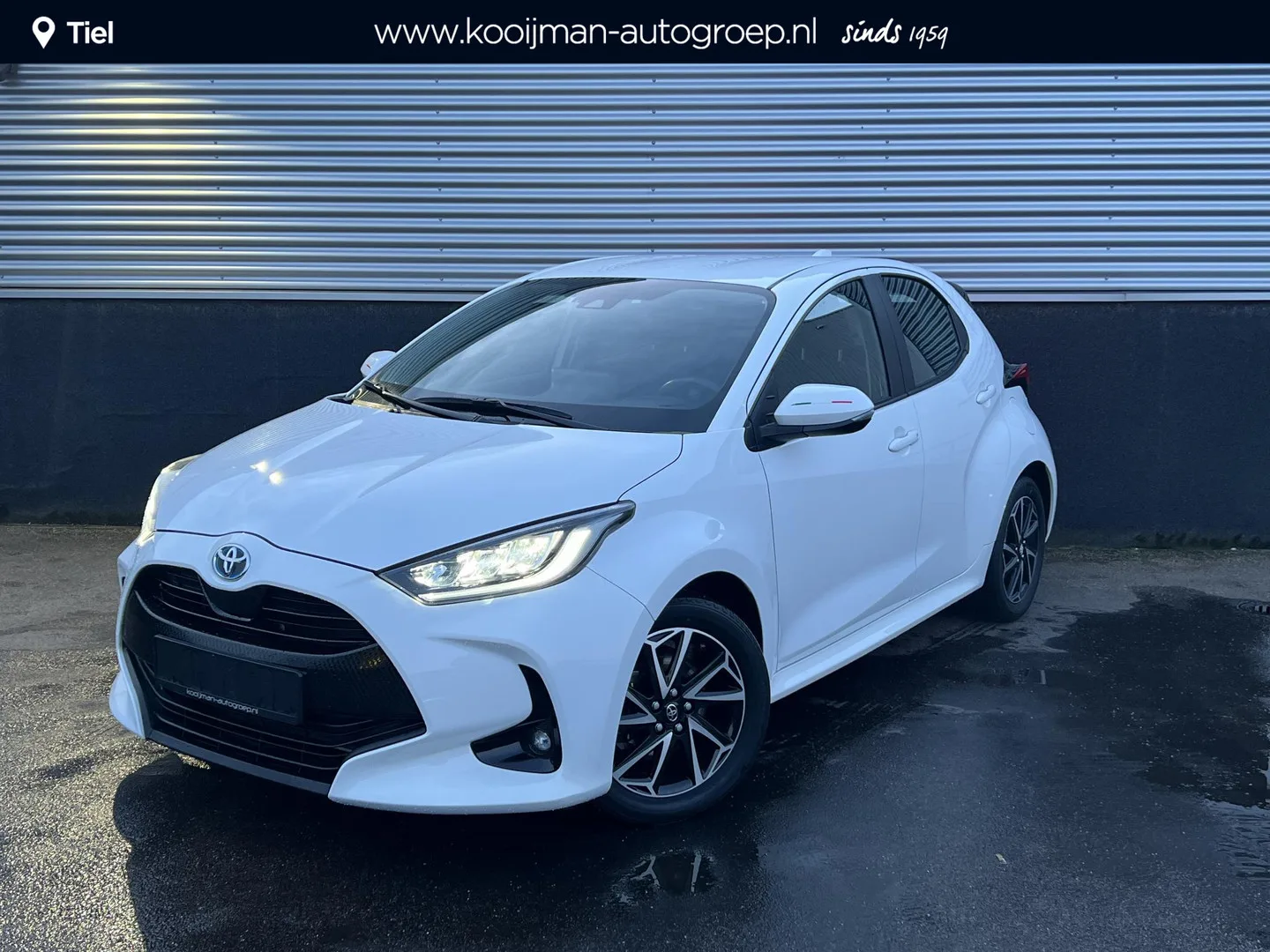 Toyota Yaris (2022) — foto 1