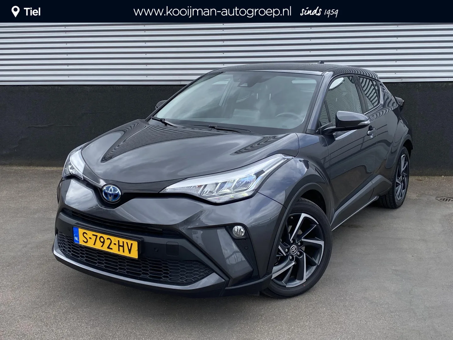 Toyota C-HR (2023) — foto 1