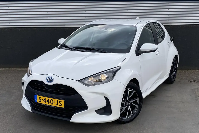 Toyota Yaris (2023)