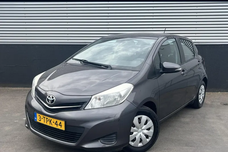 Toyota Yaris (2014)