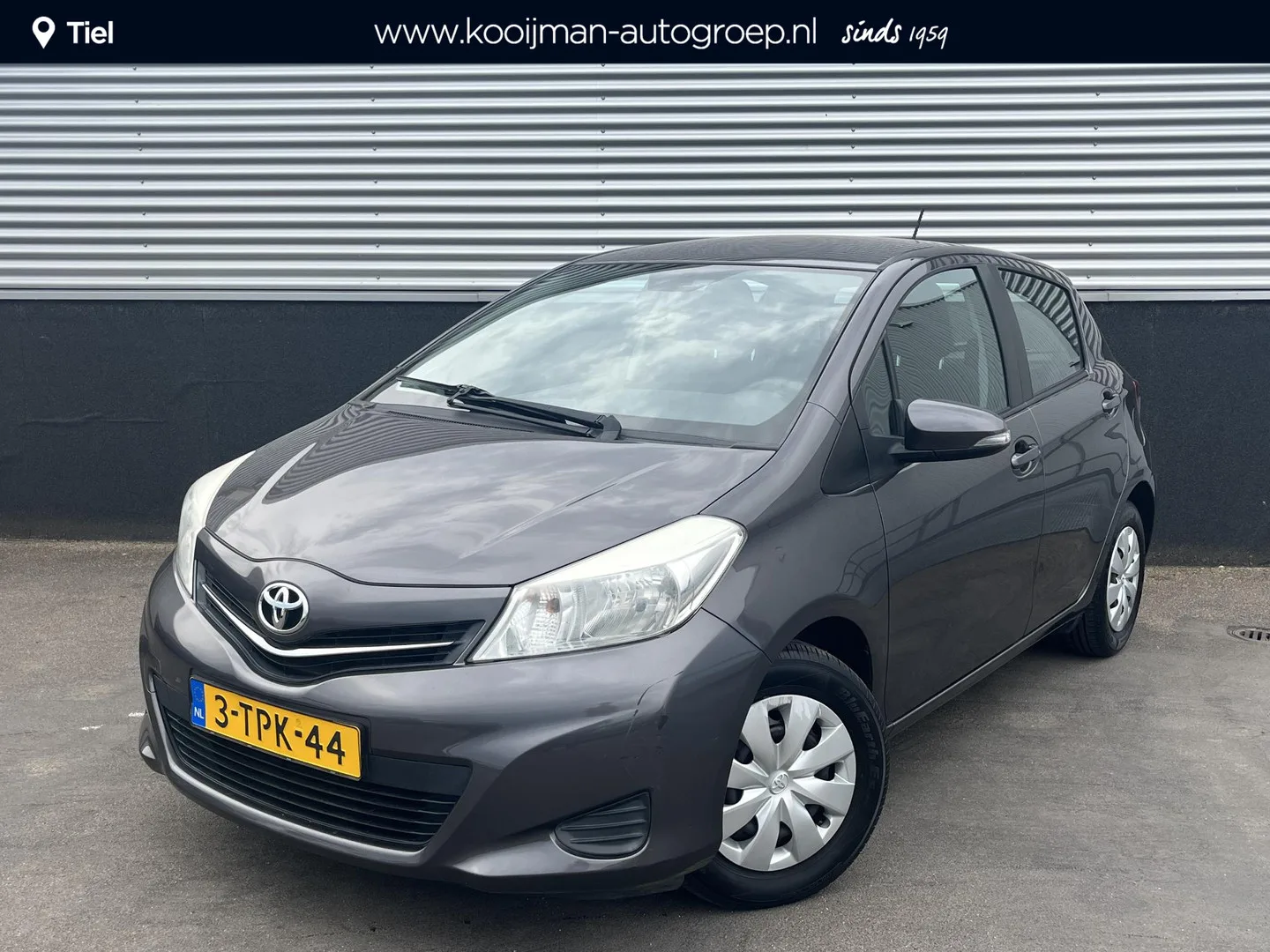 Toyota Yaris (2014) — foto 1