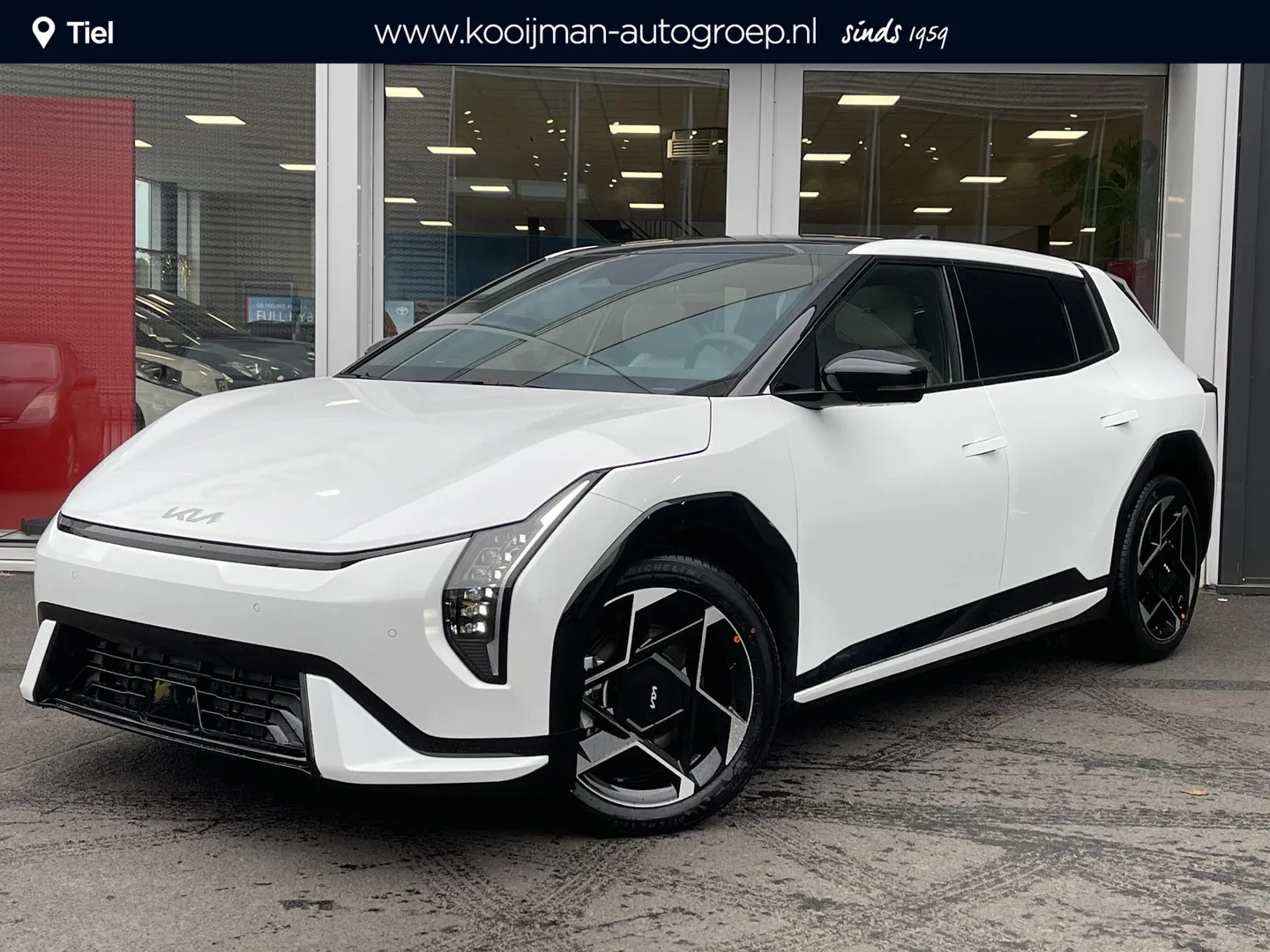 Kia EV4 (2026) — foto 1