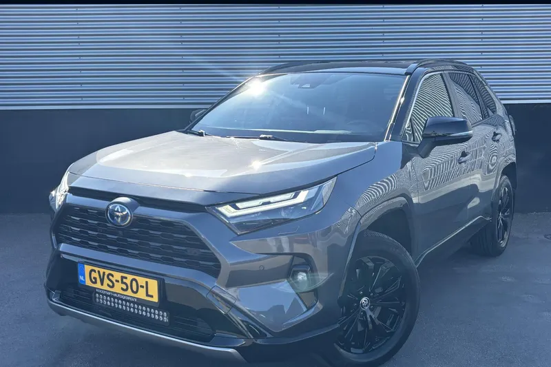 Toyota RAV4 (2024)