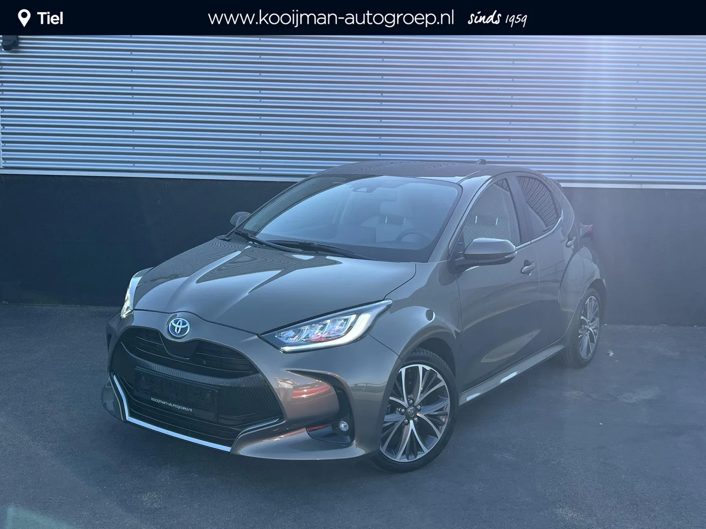 Toyota Yaris (2023) — foto 1