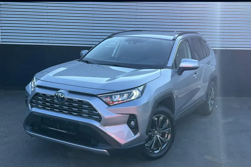 Toyota RAV4 (2022)