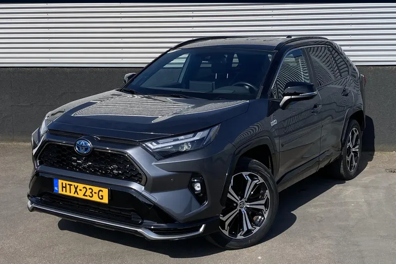 Toyota RAV4 (2022)