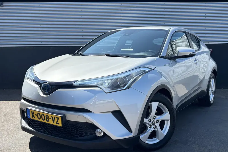 Toyota C-HR (2017)