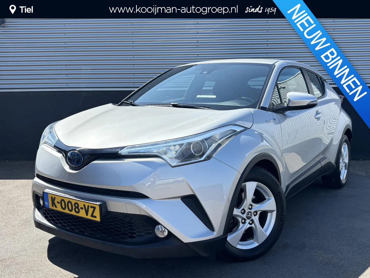 Toyota C-HR (2017) — foto 1