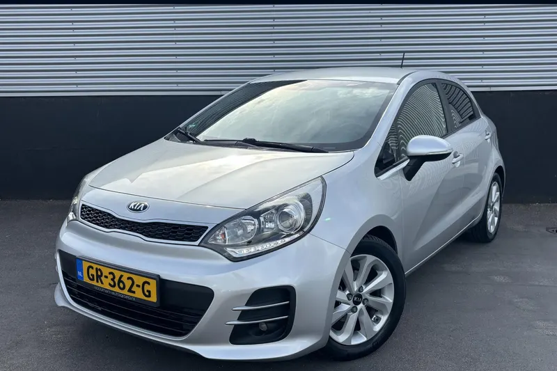Kia Rio (2015)