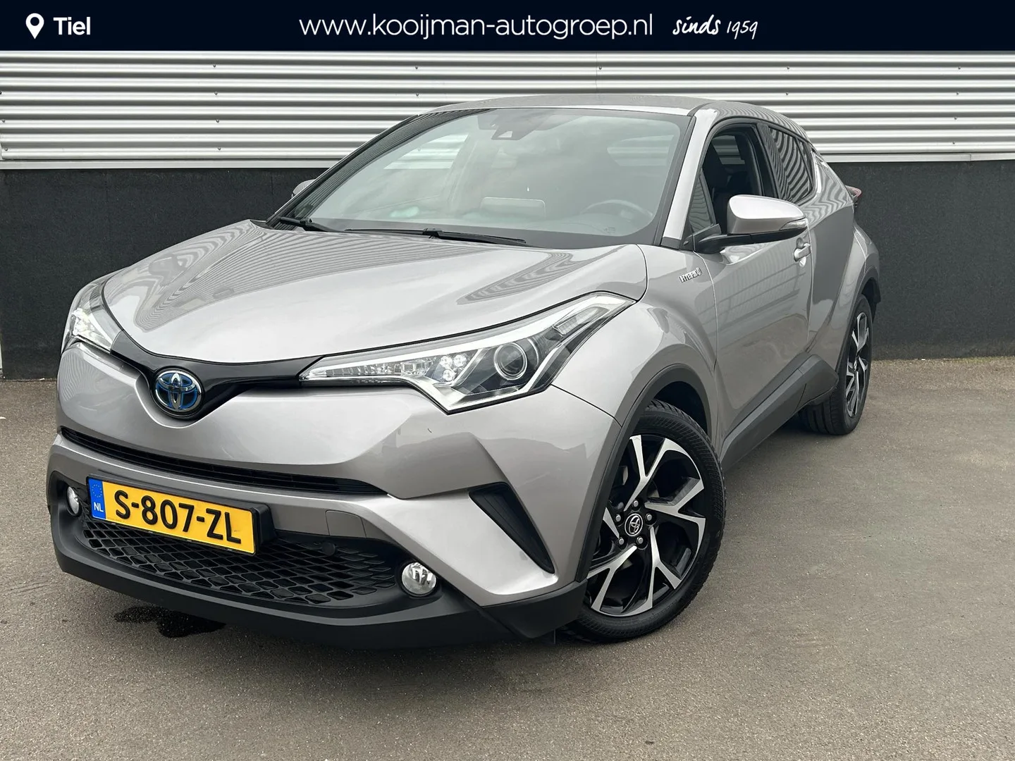 Toyota C-HR (2019) — foto 1