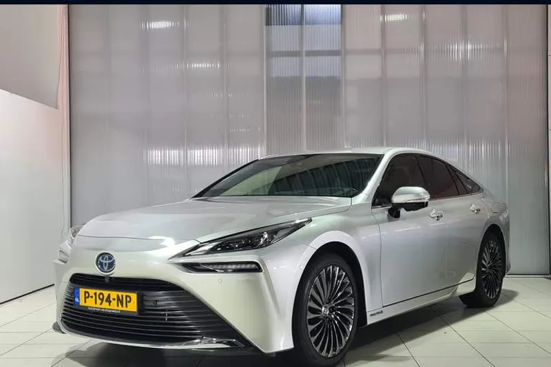 Toyota Mirai (2022)