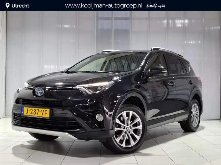 Toyota RAV4 (2017) — foto 1