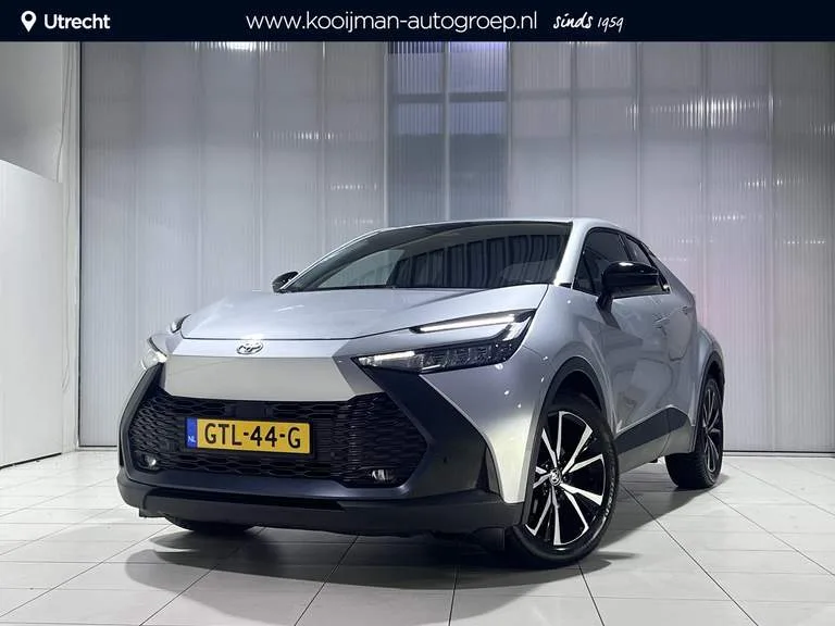 Toyota C-HR (2024) — foto 1