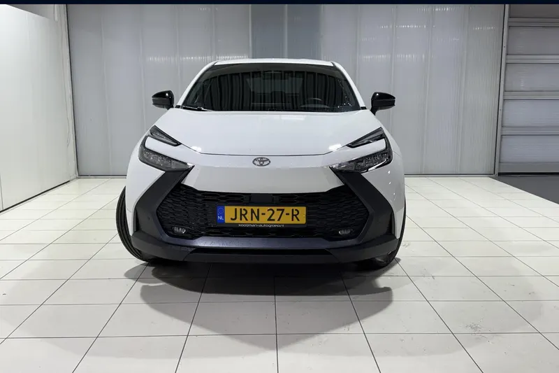 Toyota C-HR (2025)