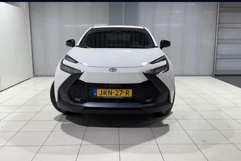 Toyota C-HR (2025)