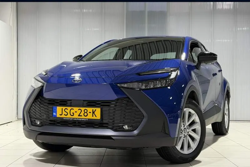 Toyota C-HR (2025)