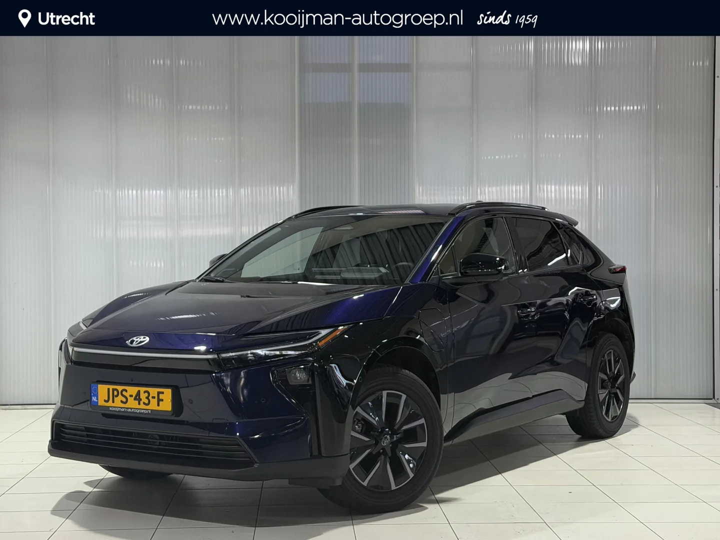 Toyota bZ4X (2025) — foto 1