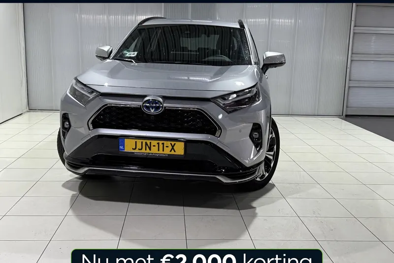 Toyota RAV4 (2025)