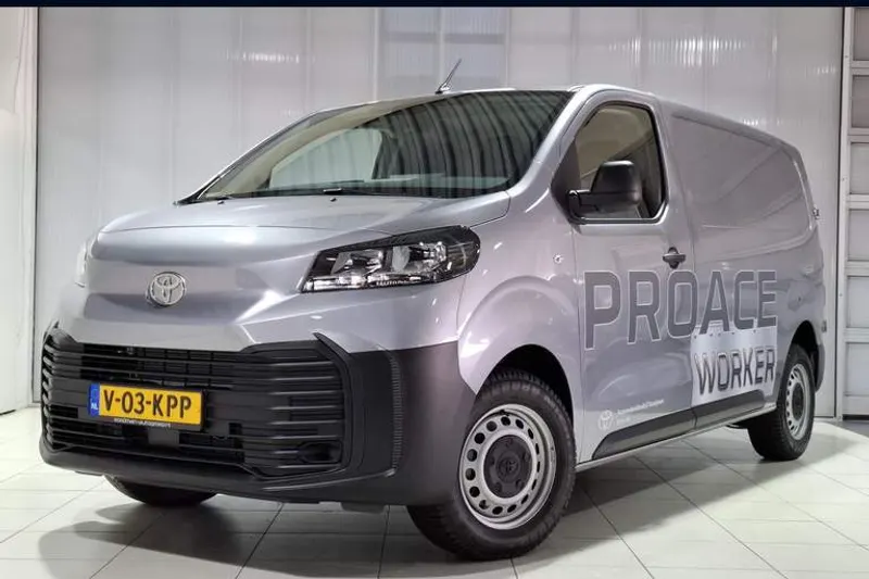 Toyota Proace (2024)