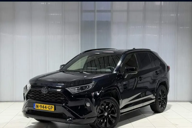 Toyota RAV4 (2021)