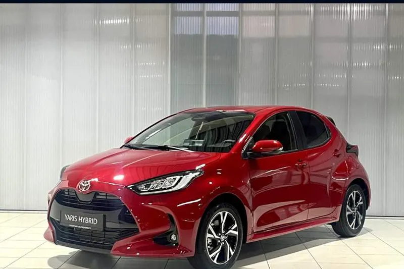 Toyota Yaris (2024)