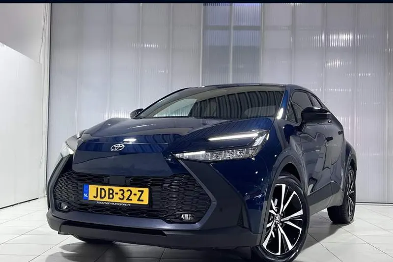 Toyota C-HR (2024)