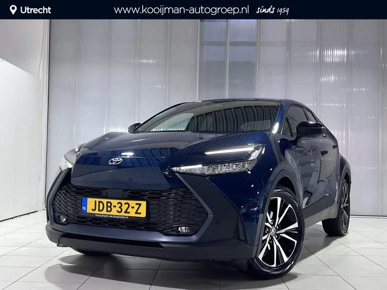 Toyota C-HR (2024) — foto 1