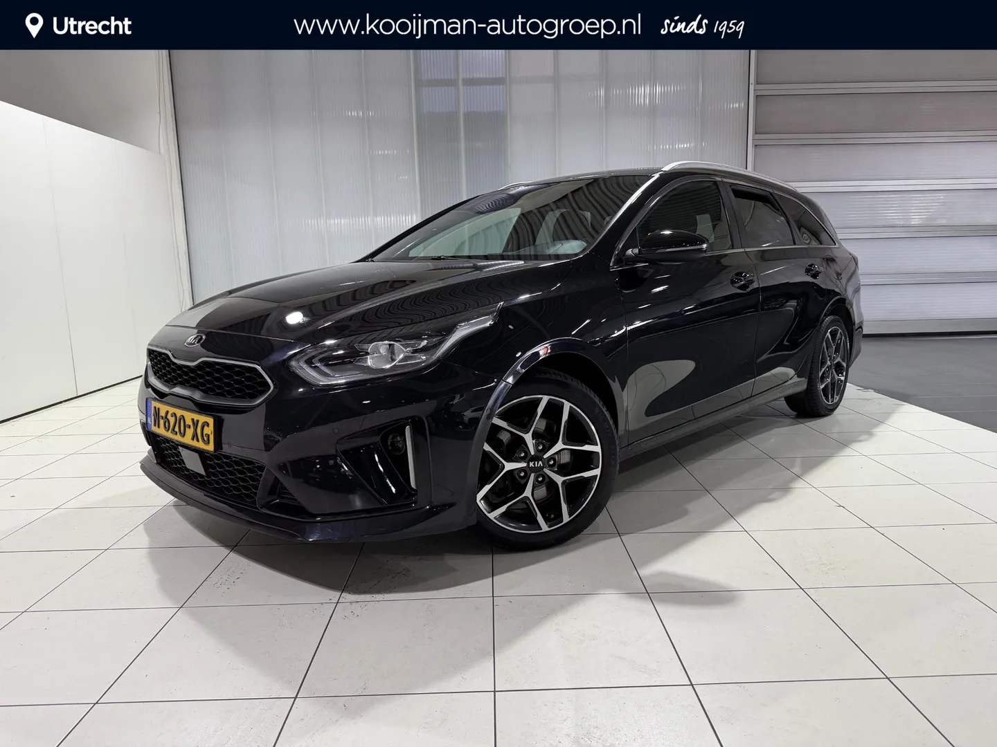 Kia Ceed Sportswagon (2022) — foto 1