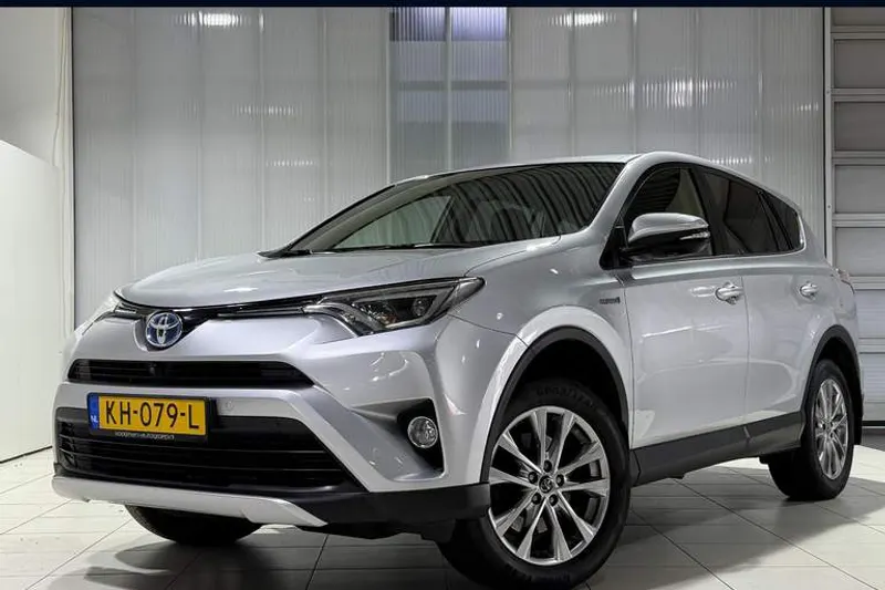 Toyota RAV4 (2016)