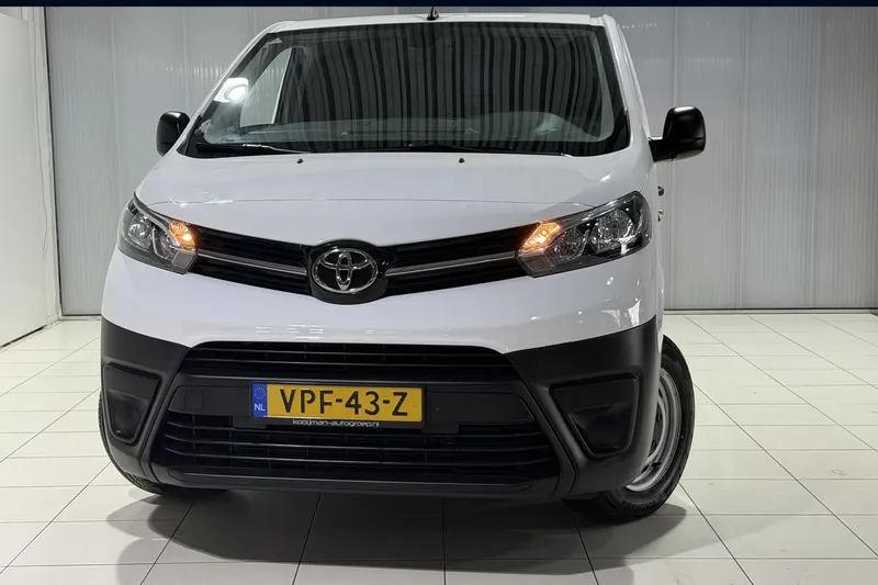 Toyota Proace (2022)