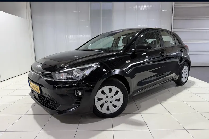 Kia Rio (2023)