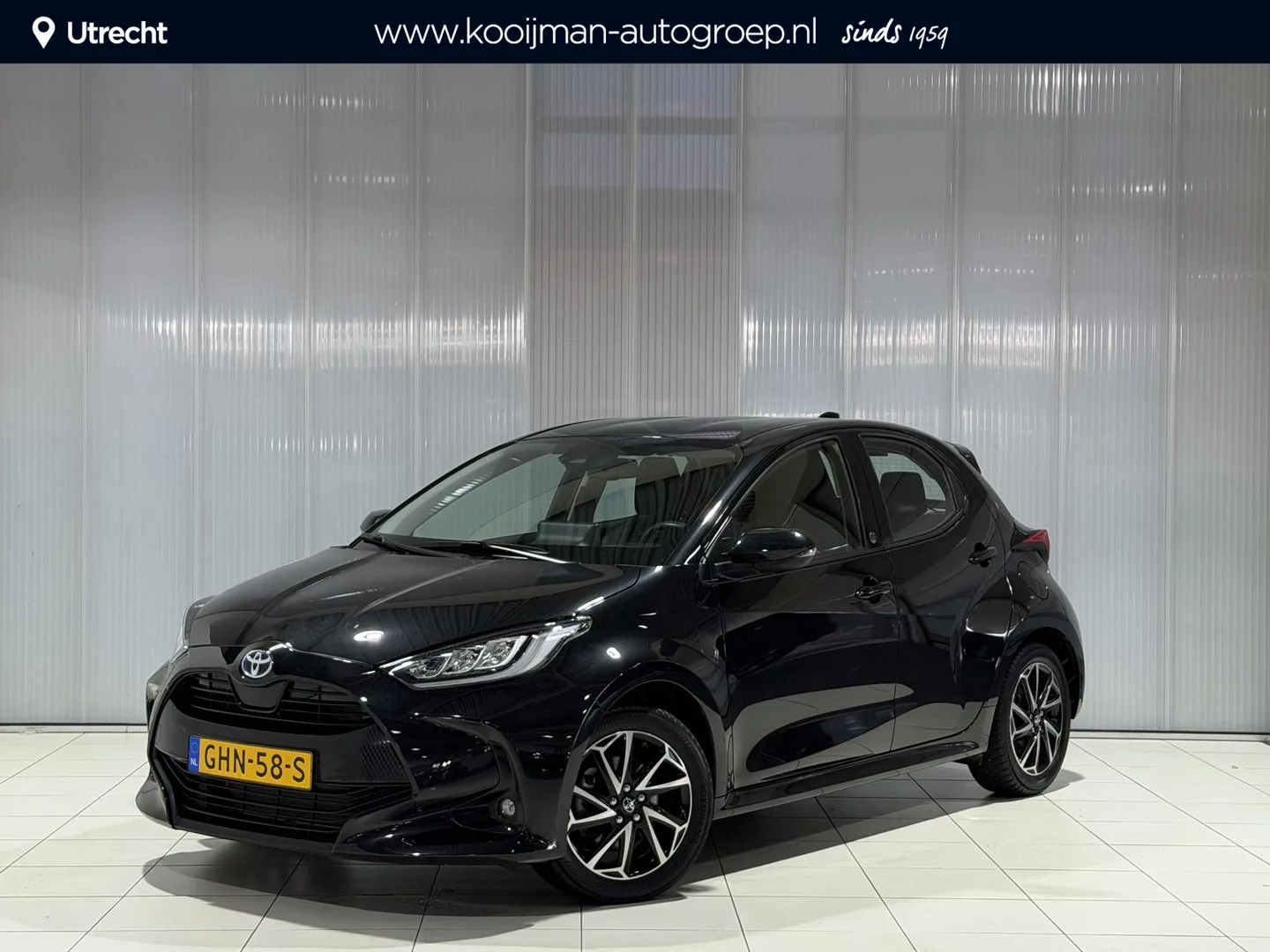 Toyota Yaris (2023) — foto 1