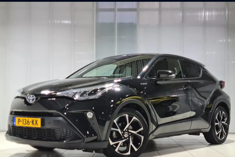 Toyota C-HR (2021)