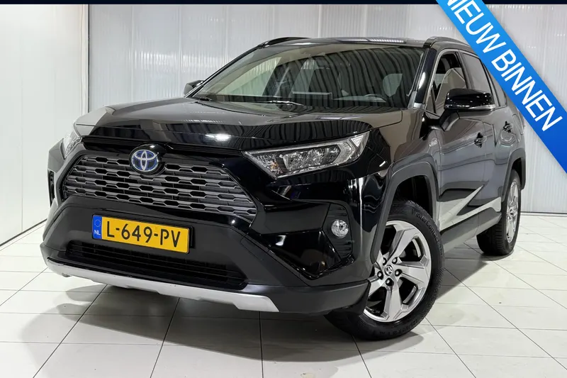 Toyota RAV4 (2021)