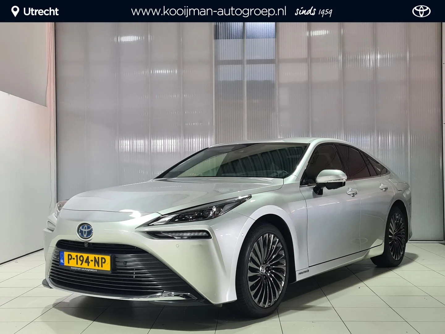 Toyota Mirai (2022) — foto 1