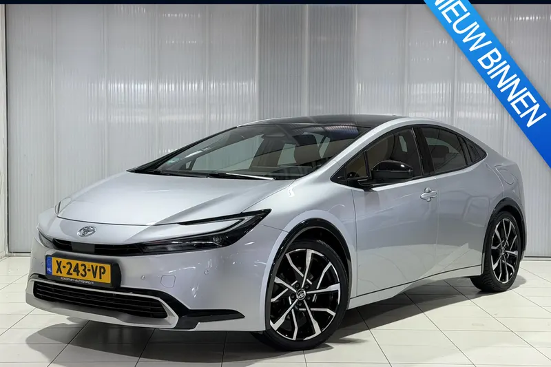Toyota Prius (2024)