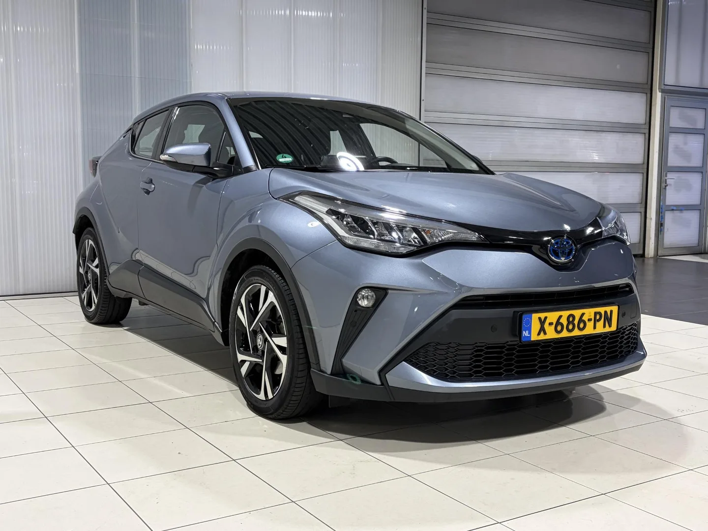 Toyota C-HR (2023) — foto 1