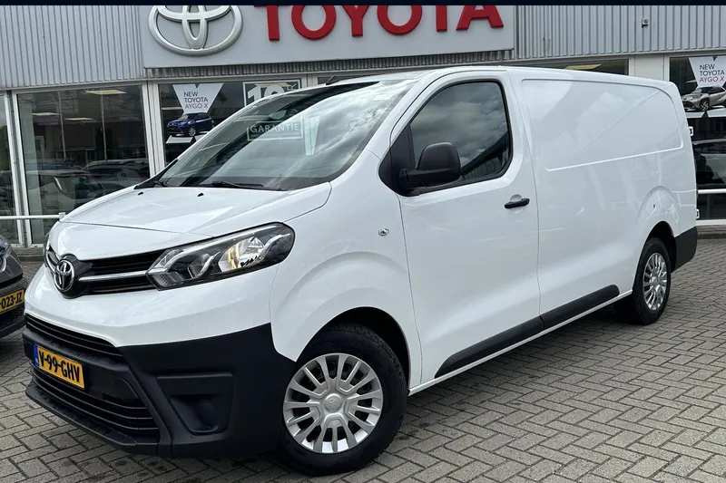 Toyota Proace (2022)